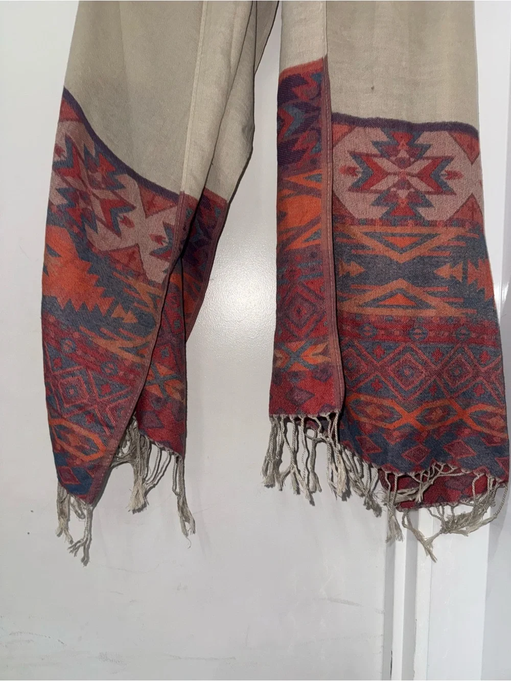 Charlotte russe Fringe Scarf in Cream and Rust